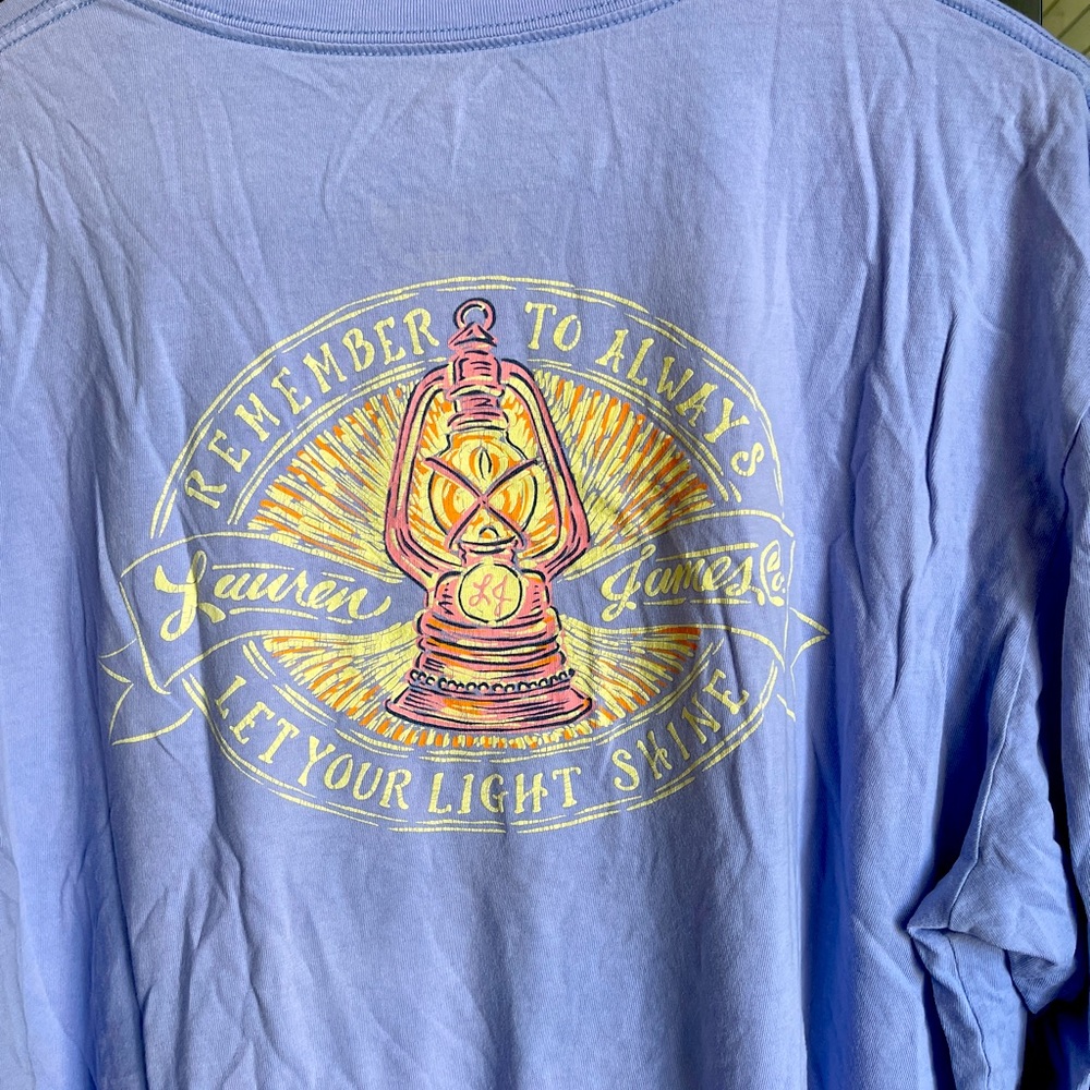 Lauren James sz medium long sleeve Lilac tee